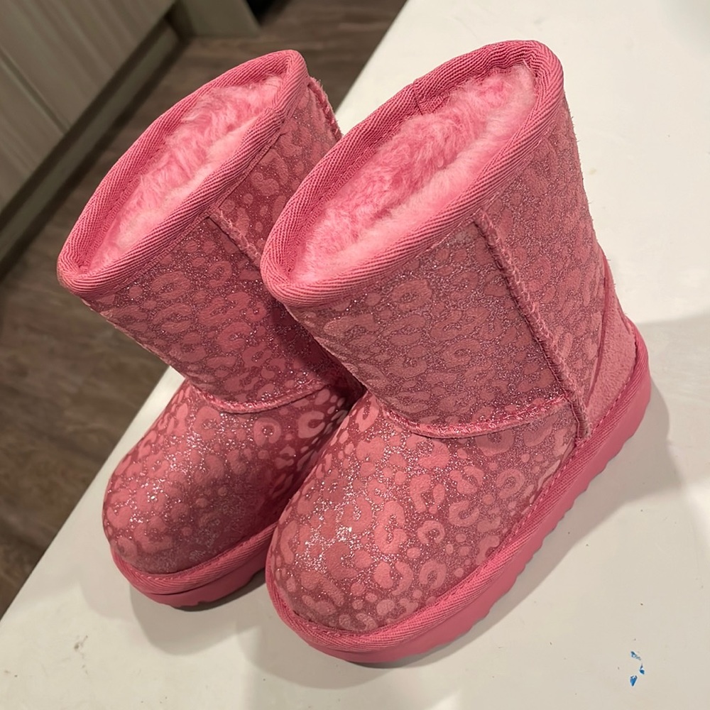 UGG Classic II Glitter Leopard Boot